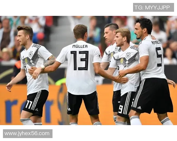 10月17日法国与德国足球友谊赛精彩对决回顾与分析